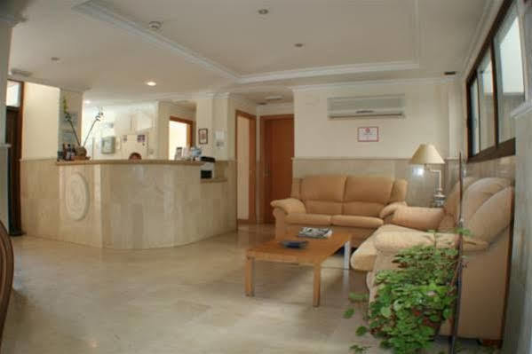 La Línea de la Concepción Hostal Margarita מראה חיצוני תמונה